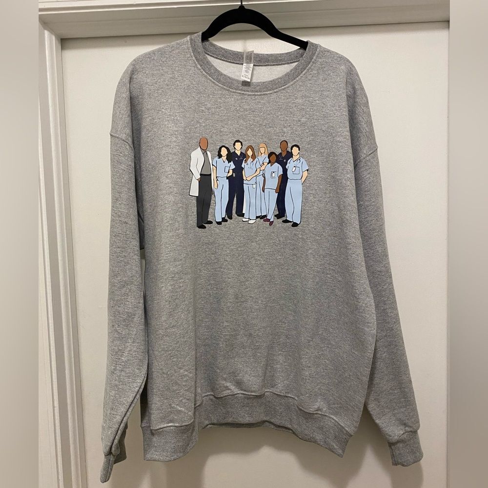 Grey’s Anatomy Novelty Crewneck Sweatshirt Size XL TV Cast Meredith Grey Scrubs